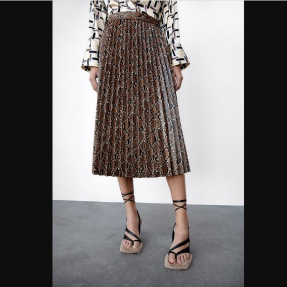 Zara Faux Leather Pleated Snakeskin Skirt Sz XS, M NWT - Picture 5 of 16